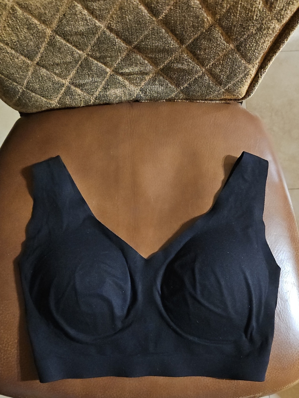 Soma Enbliss Bralette Bra Wirefree V-Neck Lightly Lined Padded Black
